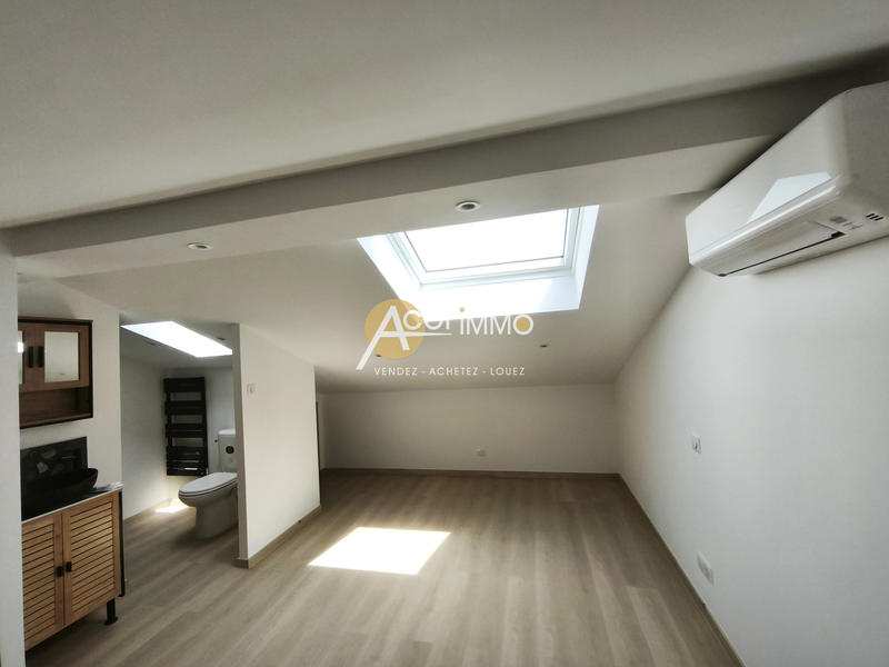 Maison - 93 m² - 4 pièces