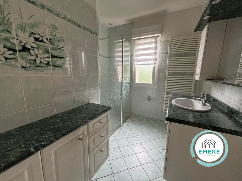 Maison - 175 m² - 7 pièces