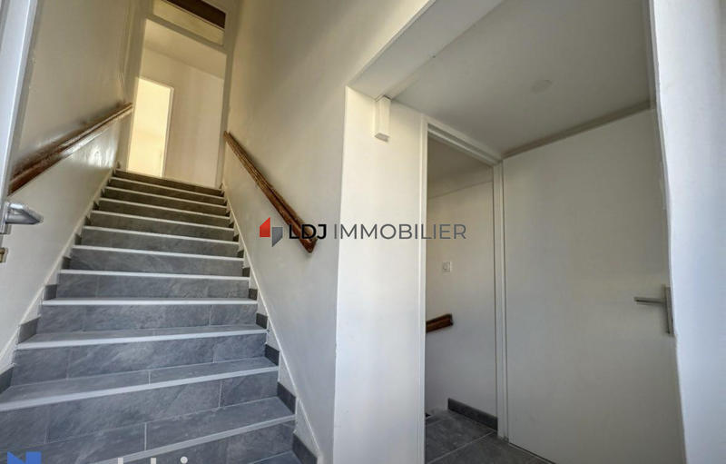 Maison traditionnelle - 124 m² - 7 pièces