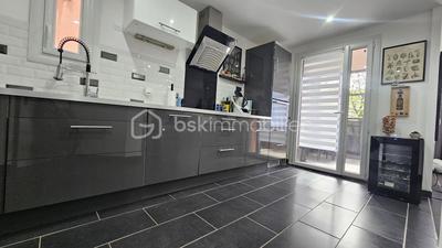 Appartement - 83 m² - 4 pièces