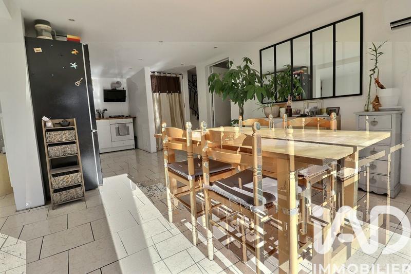 Maison - 115 m² - 6 pièces