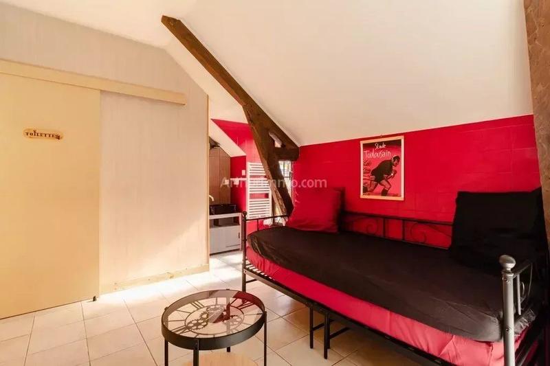 Maison - 313 m² - 10 pièces