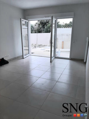 Appartement - 80 m² - 4 pièces