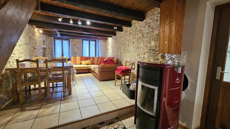 Appartement - 77 m² - 3 pièces