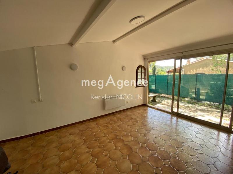 Maison traditionnelle - 198 m² - 10 pièces