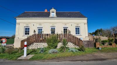 Maison - 340 m² - 6 pièces