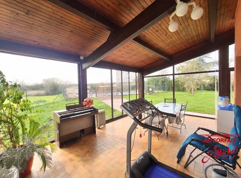 Maison - 255 m² - 7 pièces