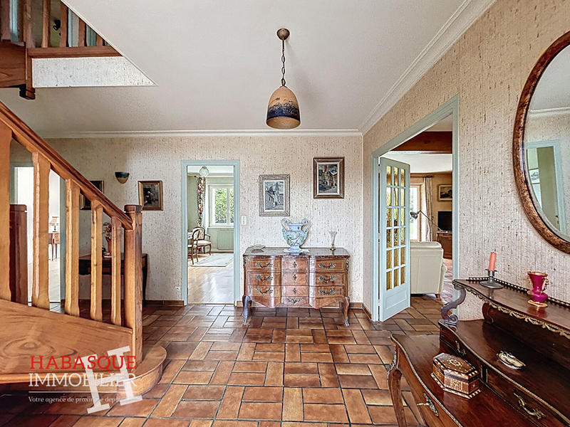 Maison - 162 m² - 7 pièces