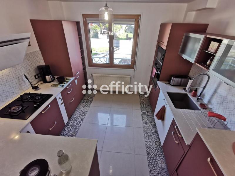 Maison - 142 m² - 7 pièces