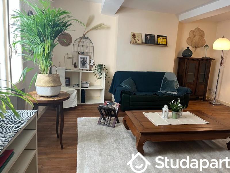 Chambre - 9 m² - 1 pièce