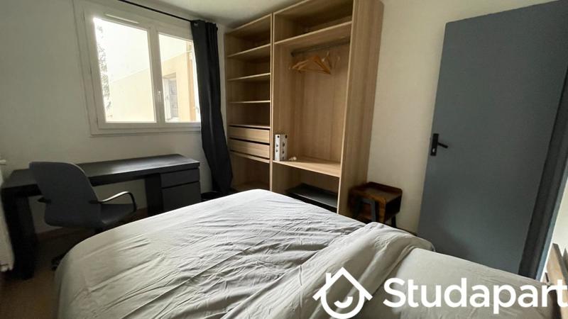 Chambre - 15 m² - 1 pièce