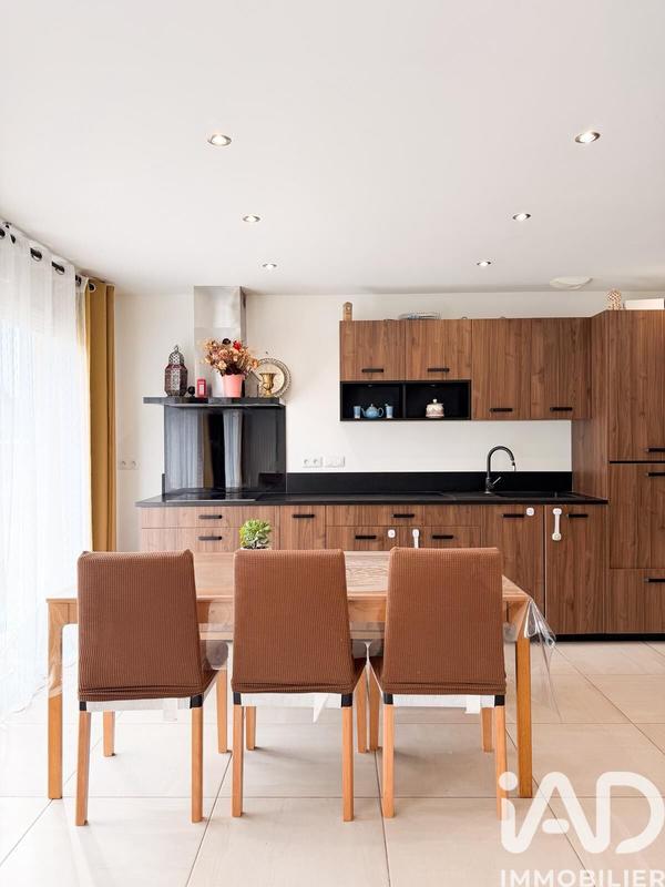 Maison - 130 m² - 4 pièces