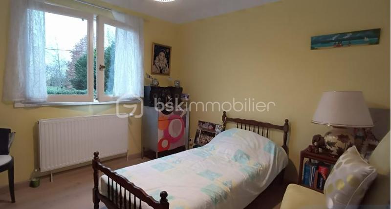 Maison - 185 m² - 7 pièces