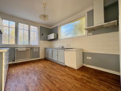 Maison - 127 m² - 6 pièces