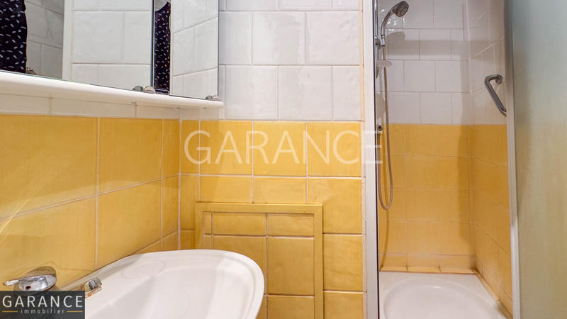 Appartement - 107 m² - 6 pièces