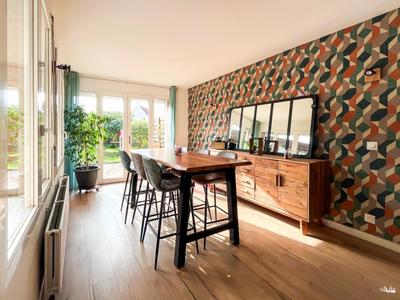 Maison - 101 m² - 5 pièces