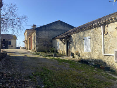 Maison - 533 m² - 20 pièces