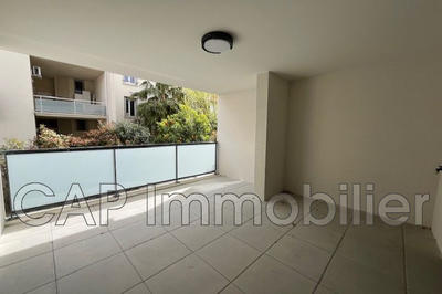 Appartement - 100 m² - 4 pièces