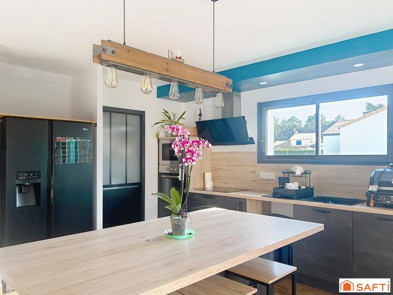 Maison - 111 m² - 6 pièces