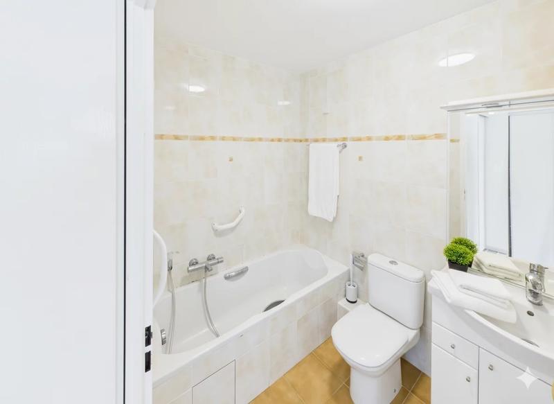 Appartement - 82 m² - 4 pièces