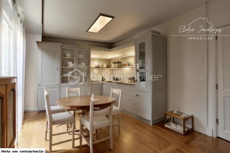 Maison - 147 m² - 7 pièces