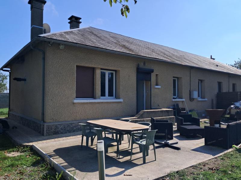 Maison - 90 m² - 4 pièces