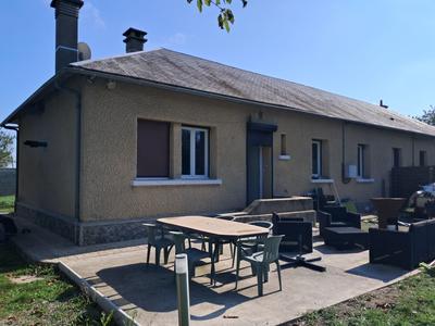 Maison - 90 m² - 4 pièces