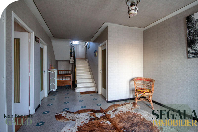 Maison - 120 m² - 4 pièces