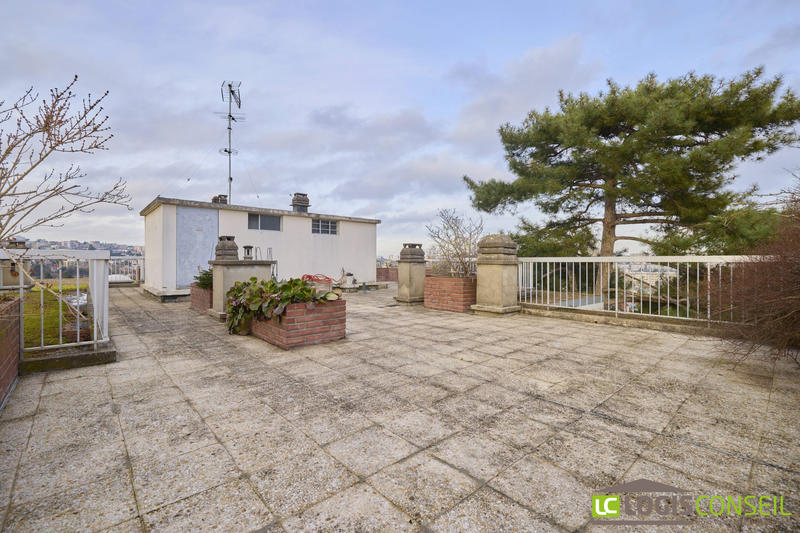 Appartement - 163 m² - 5 pièces