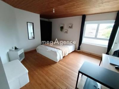 Maison - 160 m² - 5 pièces