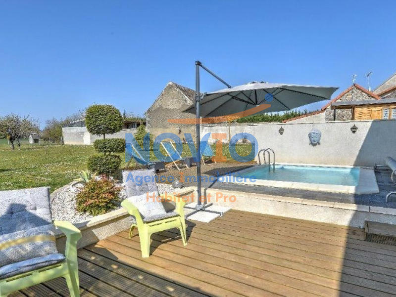 Maison - 180 m² - 8 pièces