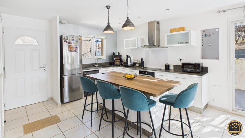 Maison - 81 m² - 3 pièces