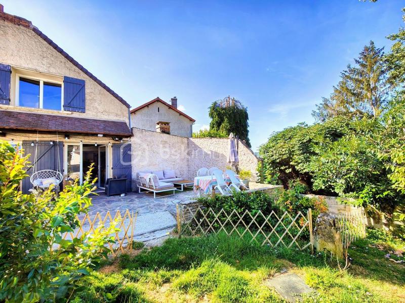 Maison - 91 m² - 4 pièces