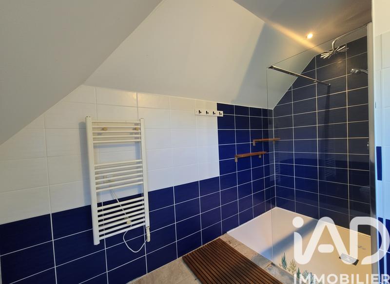 Maison - 214 m² - 6 pièces