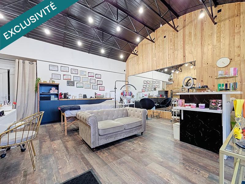 Local commercial - 120 m² - 4 pièces