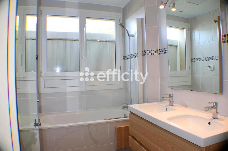 Appartement - 67 m² - 4 pièces