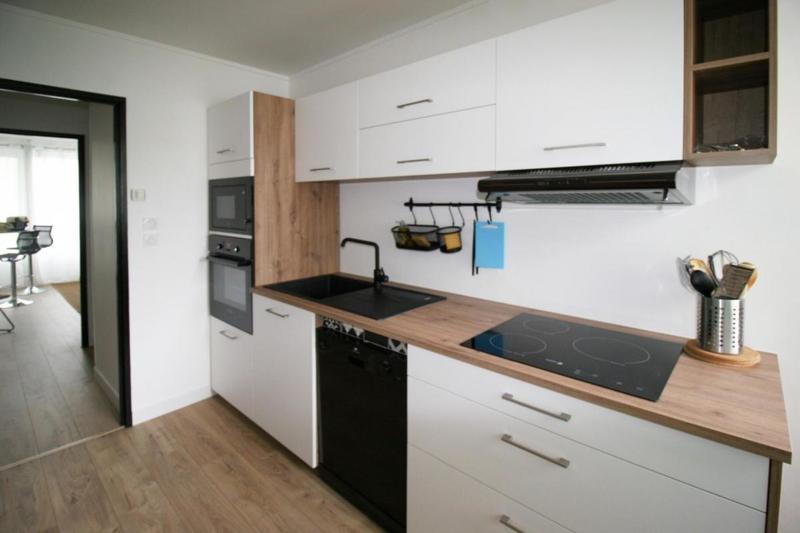 Appartement - 92 m² - 5 pièces