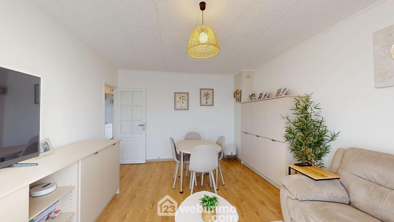 Appartement - 67 m² - 4 pièces