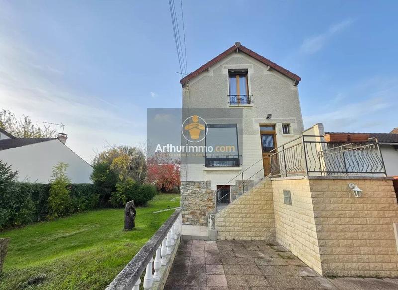 Maison - 101 m² - 6 pièces