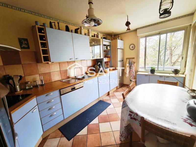 Appartement - 104 m² - 4 pièces