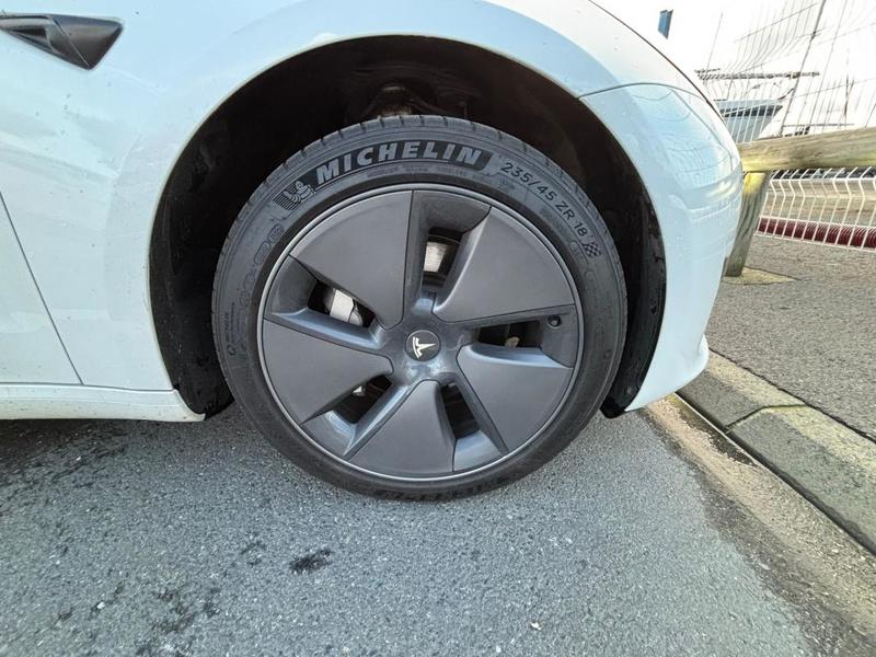 Tesla Model 3 propulsion