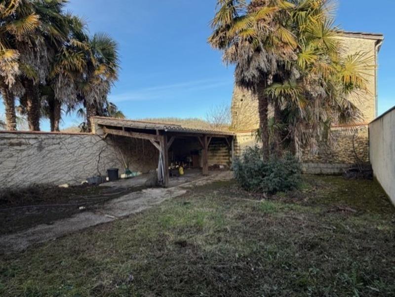 Maison - 300 m² - 7 pièces