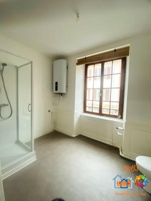 Appartement - 75 m² - 2 pièces