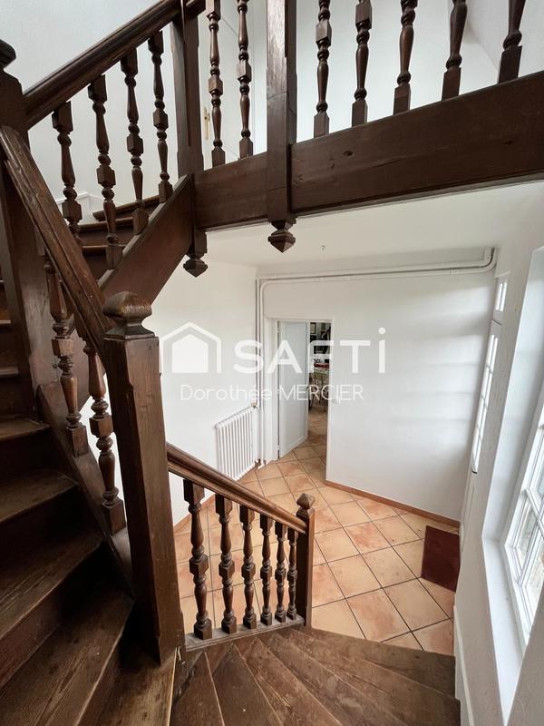 Maison - 176 m² - 7 pièces