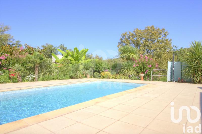 Maison - 210 m² - 7 pièces