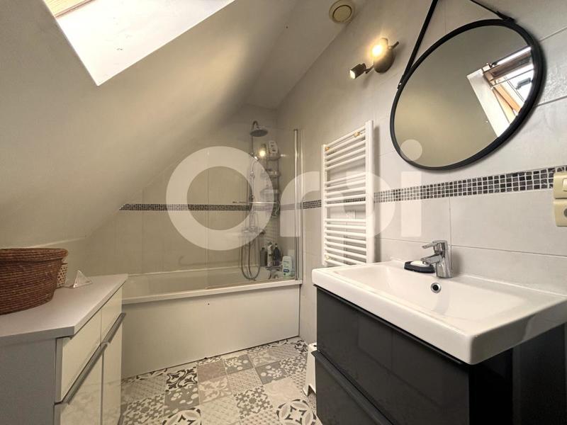 Pavillon - 100 m² - 6 pièces