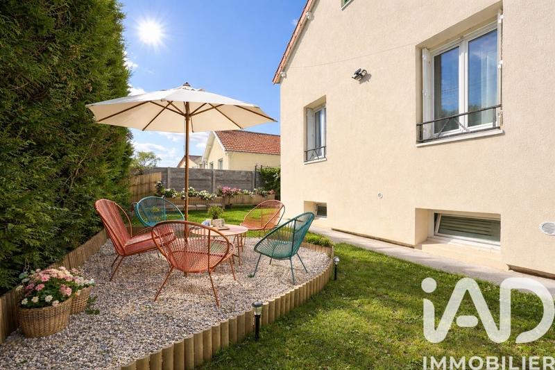 Maison - 94 m² - 4 pièces