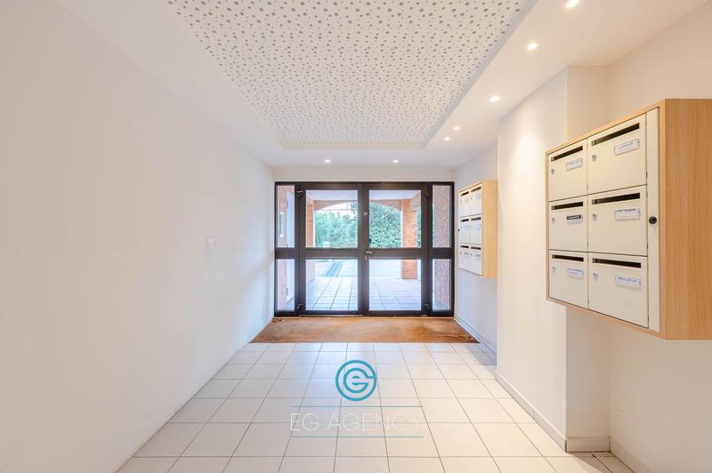 Appartement - 100 m² - 5 pièces