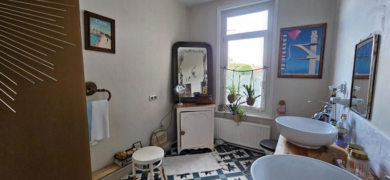 Maison - 122 m² - 5 pièces