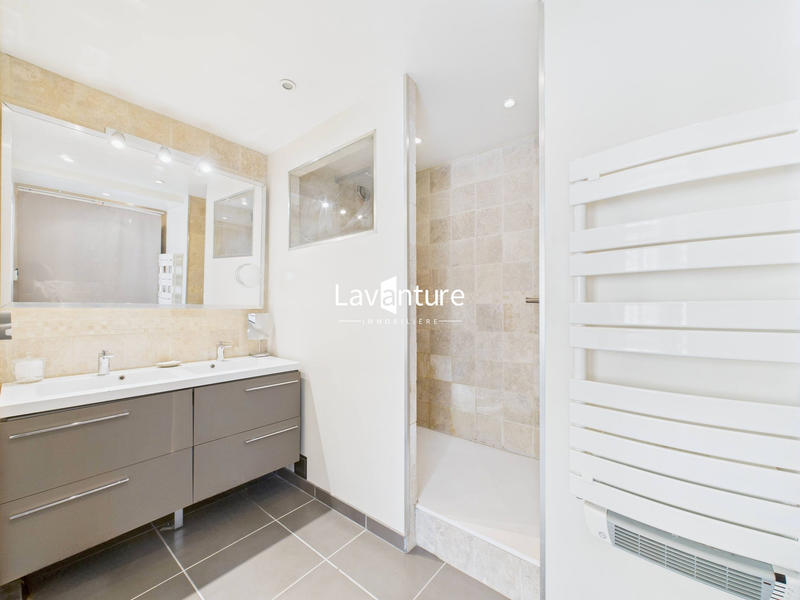 Appartement - 88 m² - 4 pièces